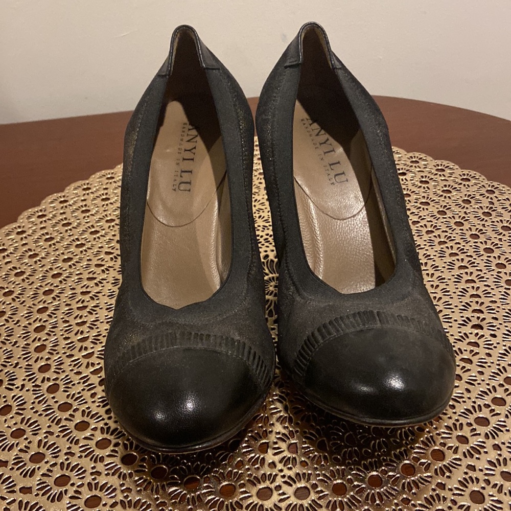 ANYI LU Heels 38.5 like new